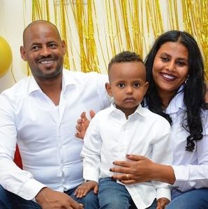 Meet your Posher, Semere